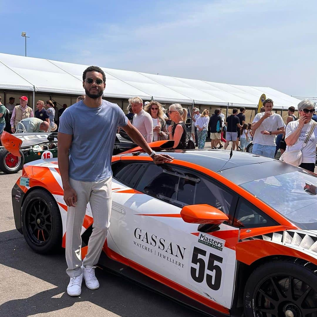 カルフィン・ヨン・ア・ピンのインスタグラム：「A client of mine put Gassan on 2 of his 3 race cars. Pretty cool 😎」