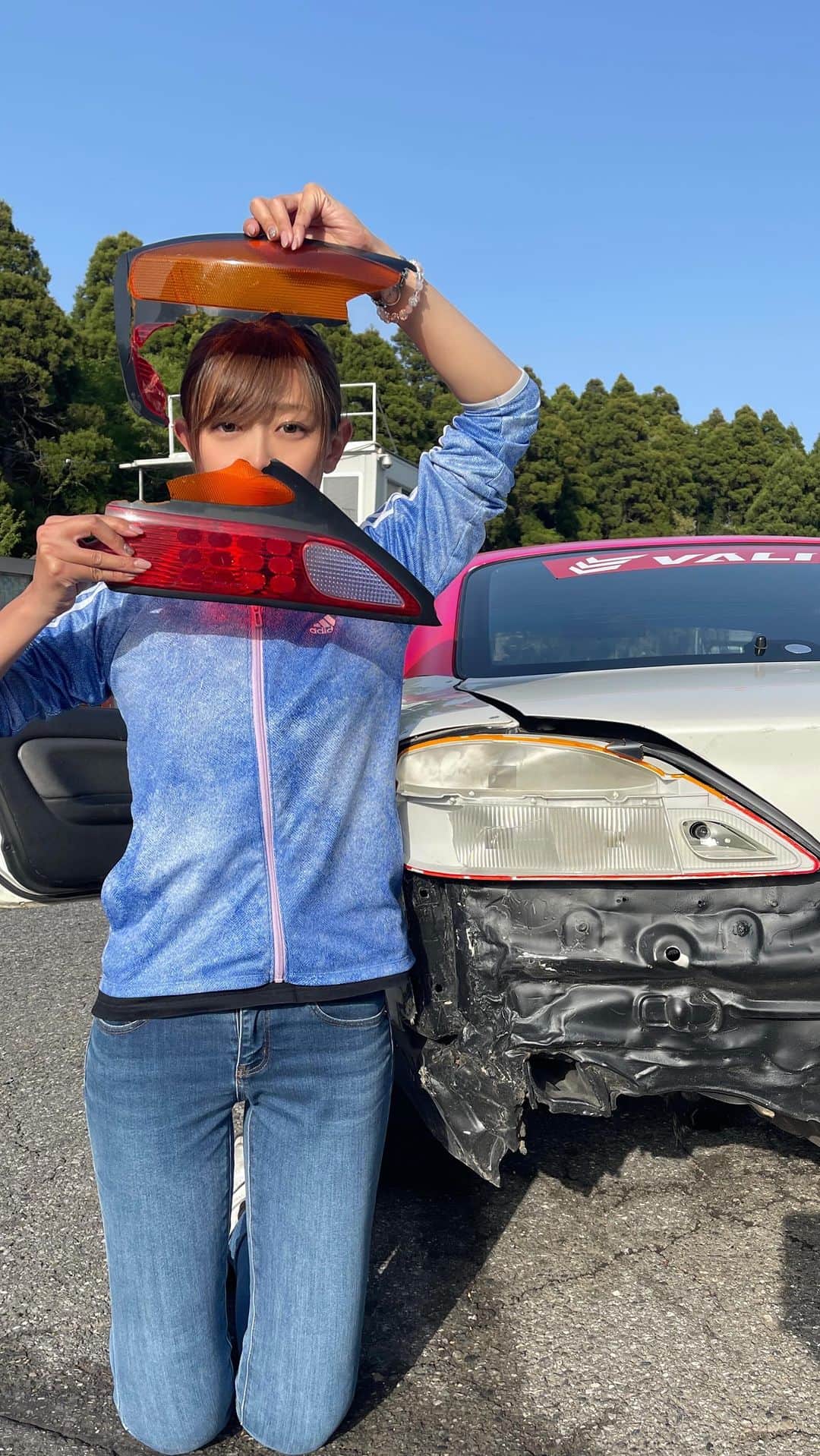 のインスタグラム：「. 煽り運転には注意しましょうww😂 lol🌀be rear-ended！！！！  #driftmissile」