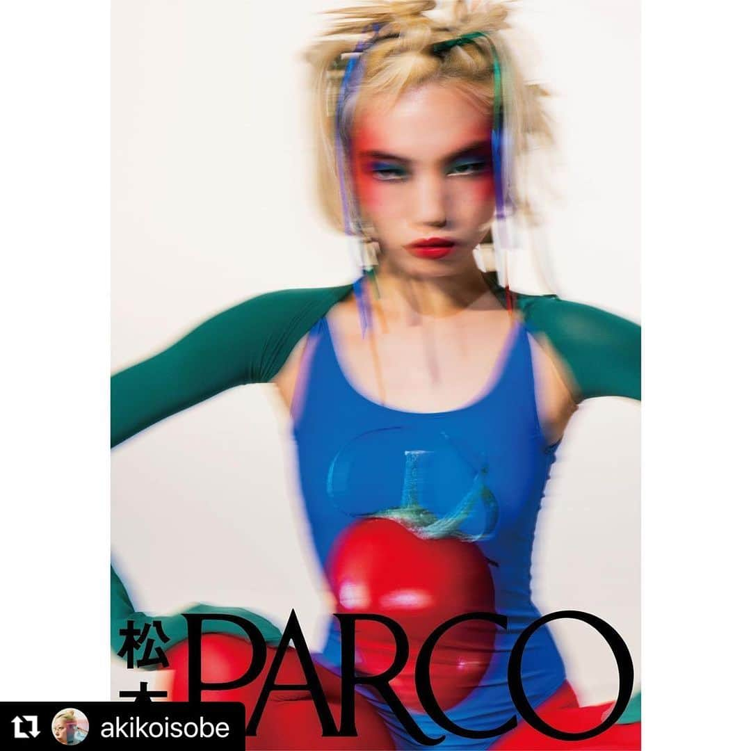 冨沢ノボルのインスタグラム：「❤️💚💙❤️💚💙  #Repost @akikoisobe with @use.repost ・・・ 2025年2月末をもって閉店する松本PARCOのビジュアルを撮影しました！ ここから閉店にむけて、いくつかのビジュアルを 展開予定です！ さよならに向けての新しいスタート。1番最初はシンプルで力強い写真を選びました。撮り出してすぐの1枚。沢山の方に見て欲しいです。 特設ページも是非ご覧ください。 https://matsumoto.parco.jp/page/dear_matsumoto/  #松本PARCO #PARCO #ブレ #写真 #冨沢ノボル  #アオイヤマダ #清水貴栄 #磯部昭子」