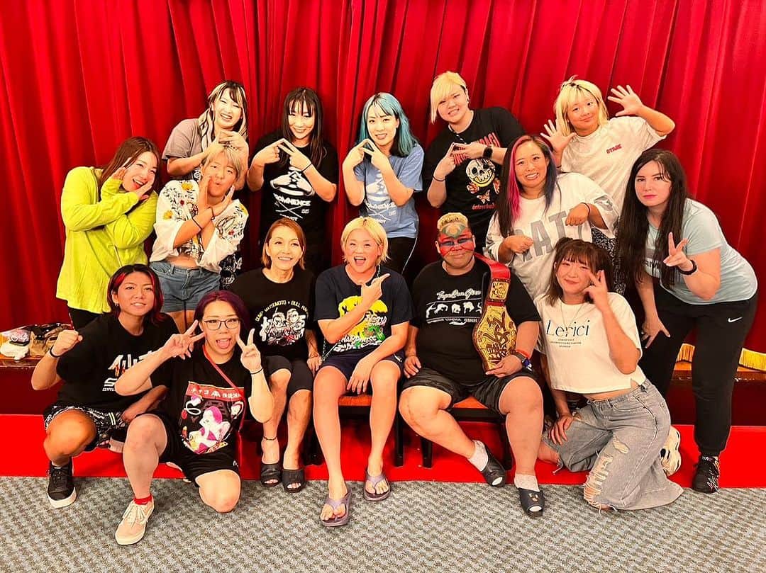 DASH・チサコのインスタグラム：「AWGP 佐渡ヶ島大会🔥 佐渡の皆さん、本当にありがとうございました🫶 何回でも佐渡に行きたい☺️☺️   #佐渡ヶ島プロレス #仙女  #sendaigirlspro #女子プロレス #プロレス #SENJO #dashchisako」