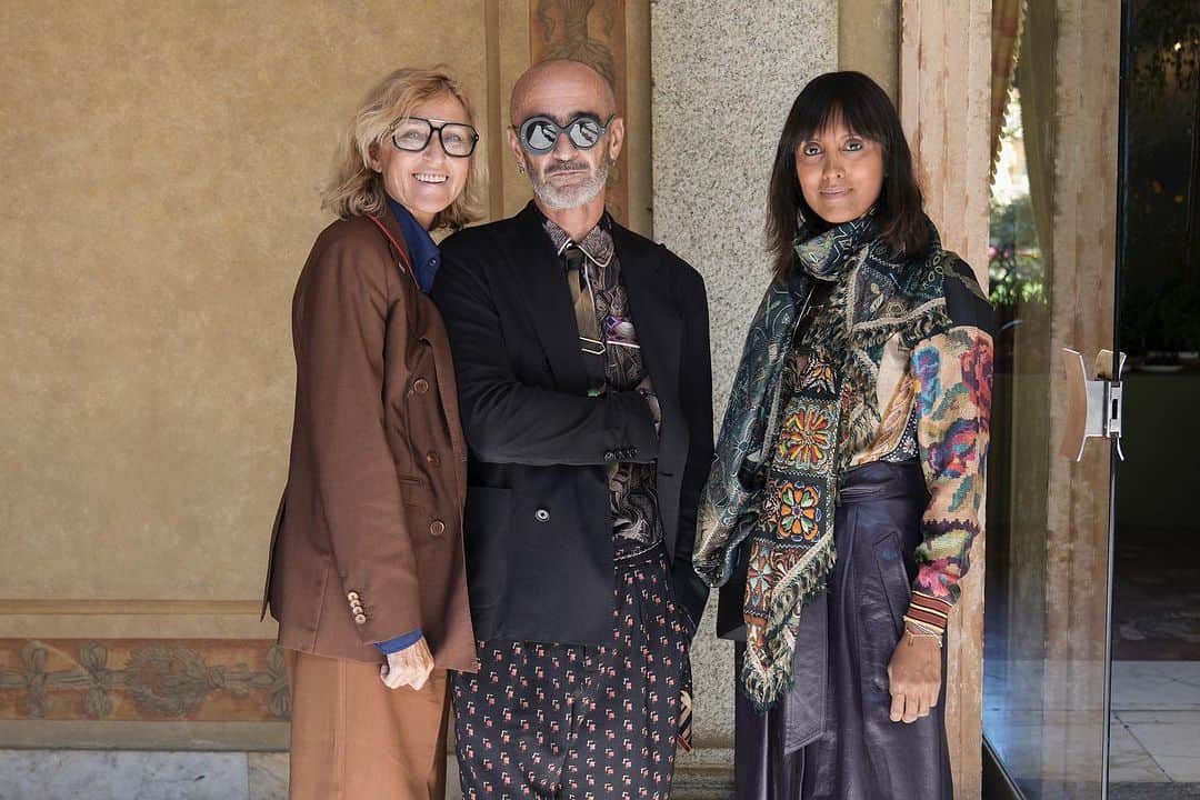 Pierre-Louis Masciaさんのインスタグラム写真 - (Pierre-Louis MasciaInstagram)「A special thank you to all the guests we had the pleasure of welcoming yesterday in Milan inside Palazzo Isimbardi at the presentation of our Spring Summer 2024 collection, Voyage Autour De Mon Jardin. Thanks to everyone who made this day unforgettable @achillepinto @eplusestudio @cvcommunications @pascalelandot @showroompoint @showroom_ioime @klauser_ @apropostudionyc @e_noi_ @bonacina1889 @northsix」9月26日 2時09分 - pierrelouismascia
