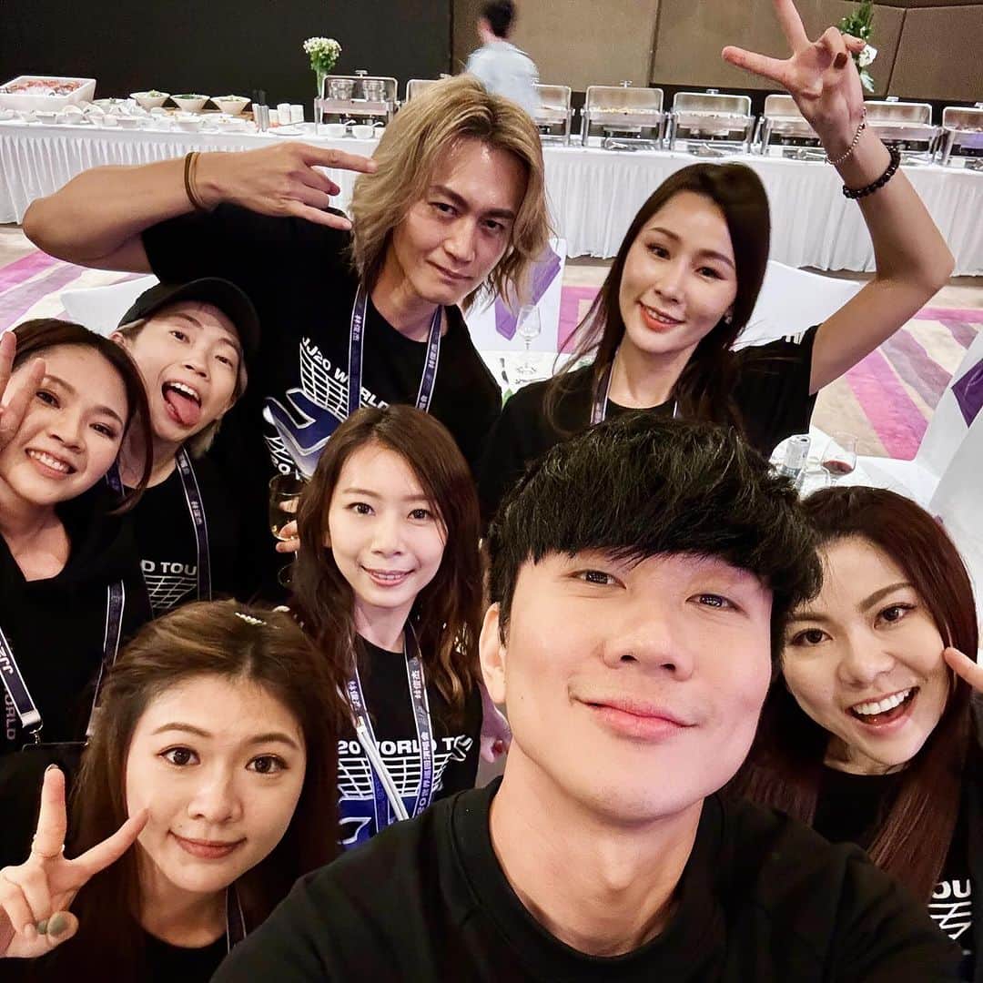 林俊傑さんのインスタグラム写真 - (林俊傑Instagram)「After party glow! 慶功宴！  #JJ20WorldTour」9月26日 2時22分 - jjlin
