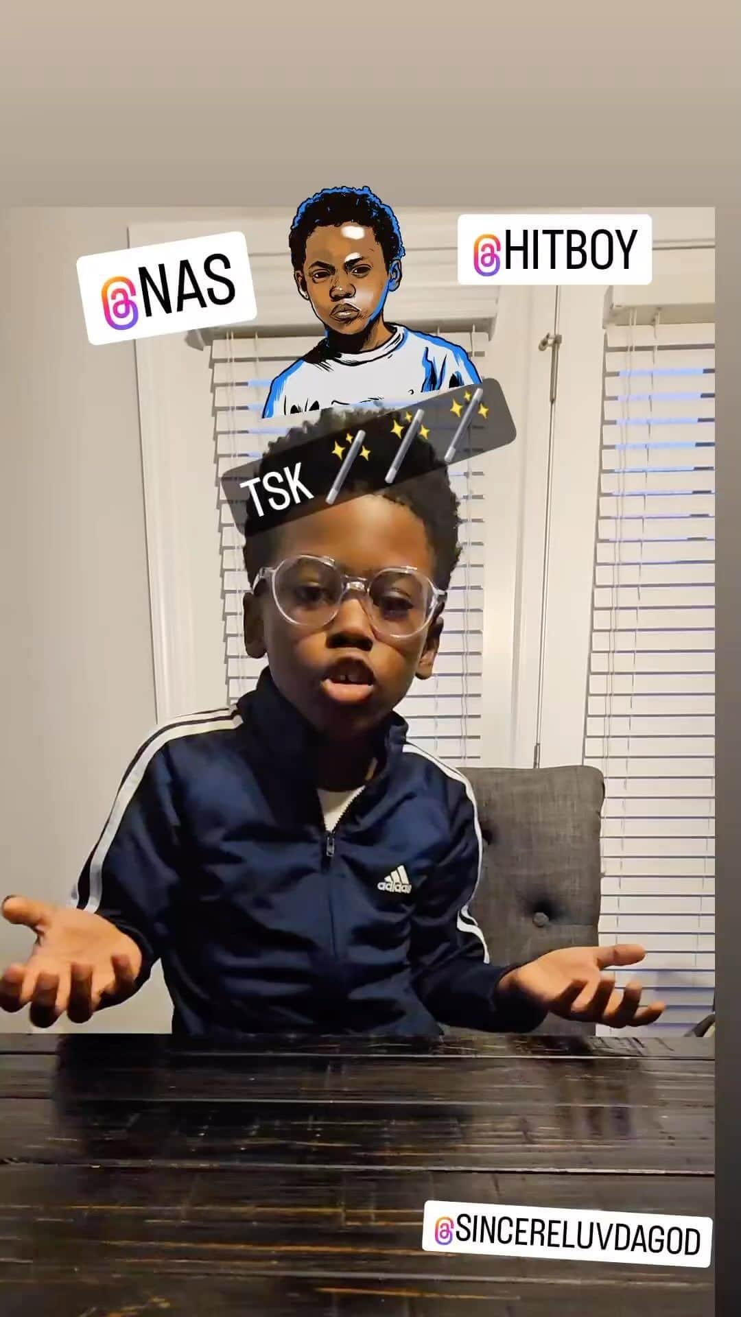 のインスタグラム：「Listen to the youth」