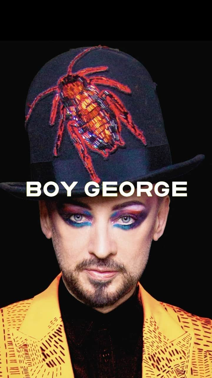 ボーイ・ジョージのインスタグラム：「The most colourful pop star in British history, @boygeorgeofficial, has left his mark on an iconic Gibson J-45 guitar!   The artwork is part of the NO STRINGS ATTACHED project, which brings together some of the biggest names in music for a unique creative project in partnership with Gibson Gives.  Each participating artist has created an original artwork on the wooden soundboard of a Gibson J-45 acoustic guitar. @gibsonguitar   These stunning soundboard artworks, alongside artist-signed scratch plates, will grace the heart of London before finding new homes in an online auction.   Mark your calendars with the following dates ⤵️ 🥳  THE AUCTION  The online auction takes place on the @charitystars website: www.charitystars.com/nostringsattached - from 29th September - 14th October  THE EXHIBITIONS  ⚡️ Get ready to enter a bespoke, pop-up gallery in this iconic 1960s club @scotchofstjames. All of the original project artwork, beautifully framed alongside signed scratch plates, will be on display. Friends of the project will be performing live on stage during the daytime. 3rd - 4th October. 11am-5pm. The Scotch of St. James, 13 Masons Yard, St. James’s, London. SW1Y 6BU.  ⚡️ A special exhibition featuring full-size prints of the project artwork, alongside a large feature wall will take place @southmillarts. QR codes will be displayed to take you straight to the auction pages. 26th September - 14th October. South Mills Arts centre, 1-3 South Rd, Bishop’s Stortford. CM23 3JG.  Make sure you’re following @eazluk to stay up to date! 🎉  #NoStringsAttached #gibsongives #Gibson #TheOriginal #J45 #retune #EazlCIC #artandmusic #socialenterprise #boygeorge #boygeorgeforever #boygeorgeofficial」