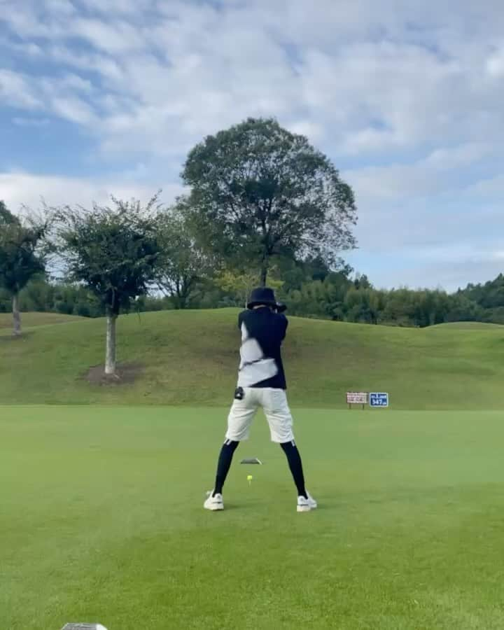 藤井達也のインスタグラム：「YouTubeの関連ゴルフしか出てこないw 成長記録で残しときます⛳️  #ゴルフ」