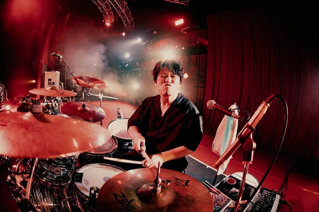 HIROSHIさんのインスタグラム写真 - (HIROSHIInstagram)「日本トーターグリーンドーム前橋 山人音楽祭2023 遊んでくれたみなさんありがとう！  photo @kawado_photo」9月25日 18時24分 - hirorinq