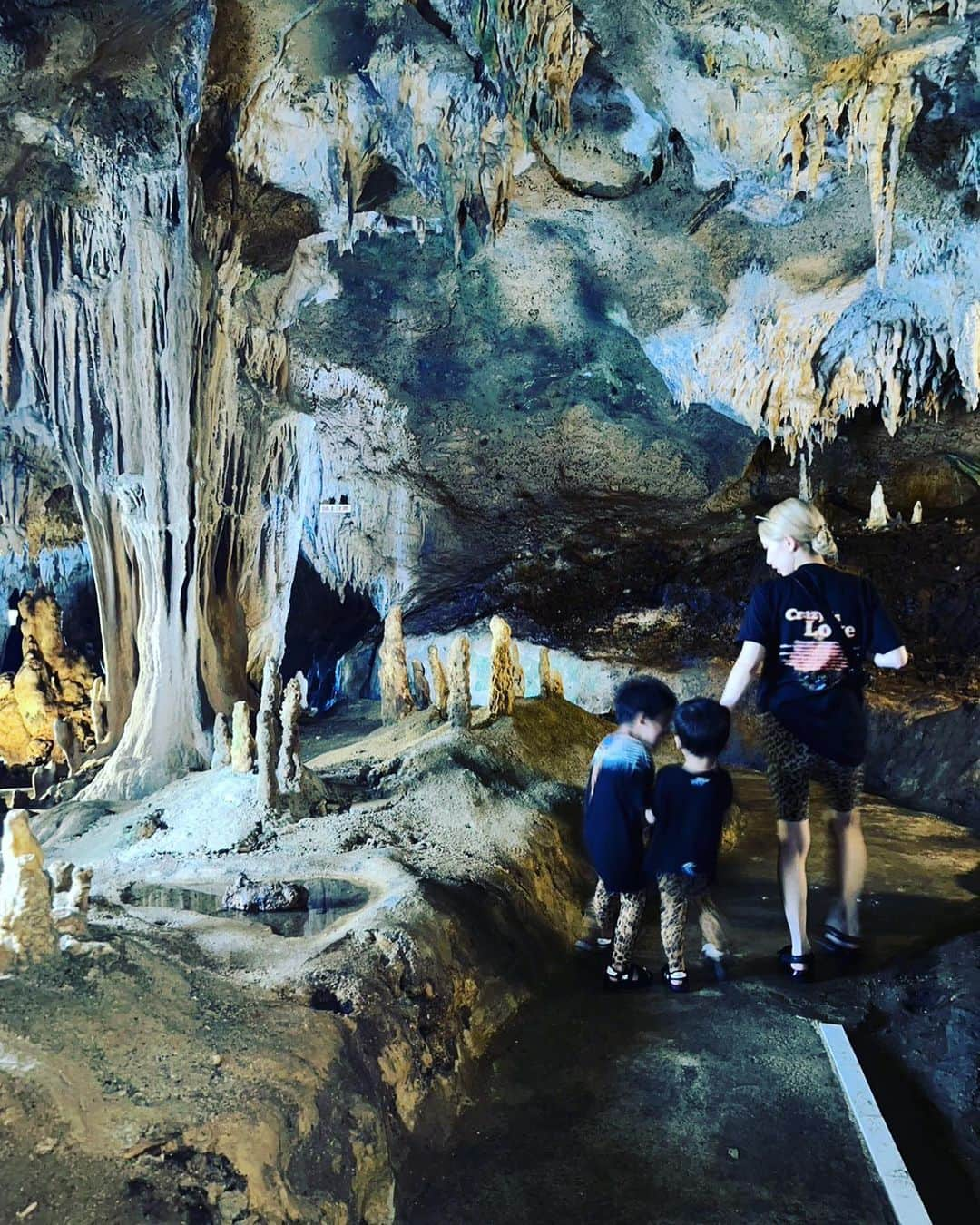 加藤ミリヤさんのインスタグラム写真 - (加藤ミリヤInstagram)「石垣島🌺 マネージャーちゃんと沢山泳いだ今年最後の夏の思い出🩵  #石垣島」9月25日 18時56分 - miliyahtokyo