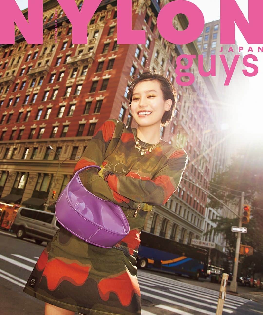 NYLON JAPANさんのインスタグラム写真 - (NYLON JAPANInstagram)「🗽表紙解禁☀️ #板垣李光人 が表紙を #南沙良 がguysカバーを飾る『NYLON JAPAN11月号 SPECIAL EDITION』が10月10日（火）に発売決定！　共にCoachtopia（コーチトピア）の衣装をスタイリッシュにまとい、実際に活気あるニューヨークの街で撮影を敢行したフレッシュなカバーストーリーに✨　 予約はコチラ🔗 www.nylon.jp/SP_234  @itagakirihito_official @lespros_sara00 @coachtopia @coach_japan」9月25日 19時00分 - nylonjapan
