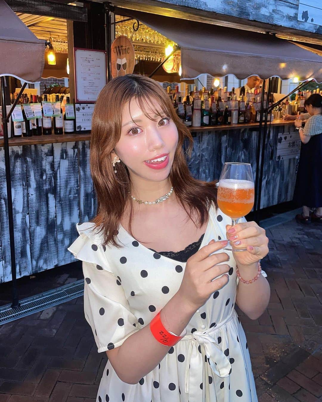 三上もえさんのインスタグラム写真 - (三上もえInstagram)「♡ ハウステンボスで ワイン祭りやってたの🍷 100種類以上のワインが時間制限なく 一日中飲み放題という🫣❤️  美味しすぎた🍷 ずっとこのイベントやってて欲しい🥺💖 . . . #ハウステンボス #ハウステンボス光の王国  #長崎県 #長崎観光 #長崎ハウステンボス  #ワイン #ワイン好きな人と繋がりたい #ワイン祭り #ワインバル  #housetenbosch #nagasaki #wine #winelover」9月25日 19時03分 - moooeeeen0202