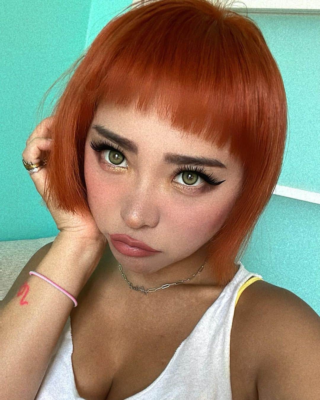 miniのインスタグラム：「New HaiR🔥 @ogamiksk ✂️✨  今年の夏は、ずっと気になってたOrange HaiRにしたよ🧡🧡🧡 はじめてのオレンジヘア🍊 めちゃくちゃ気に入ってる🤩👍🏾  ピンクよりアフターケア簡単だし、落ちてきてカラーシャンプーしてもピンクみたいにムラにならないし、楽🥹🧡🧡  ガミちゃんありがとう🥹🙏🏽❤️‍🔥 @ogamiksk   #newhair #hair #orangehair #haircolor #オレンジヘア #pr」