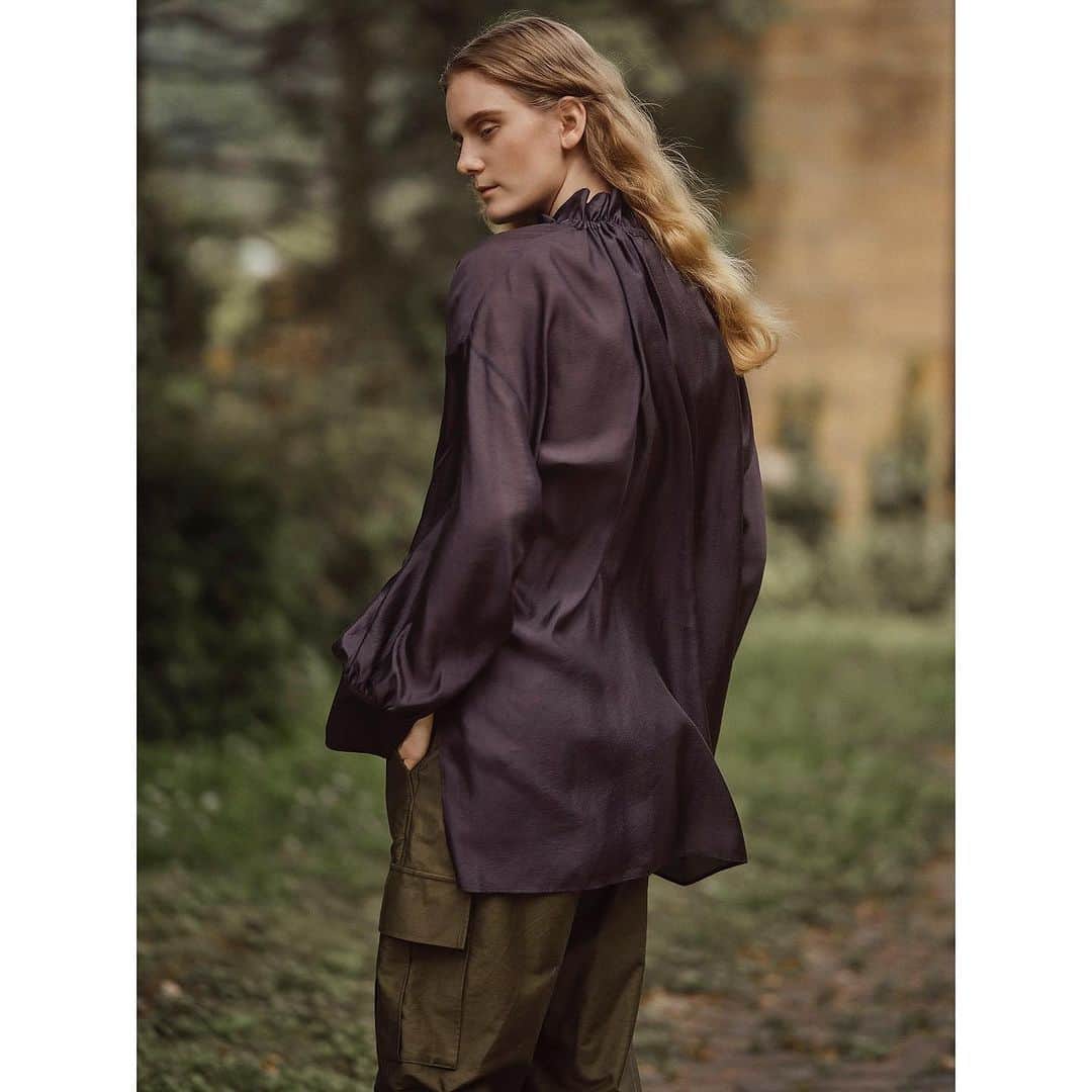 1er_Arrondissementのインスタグラム：「Autumn Collection "Great British Railway Journey”  #1erarrondissement #プルミエアロンディスモン」