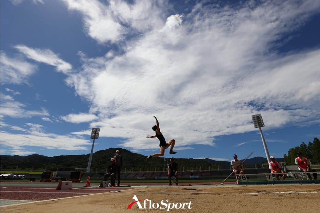 アフロスポーツのインスタグラム：「JULY 30, 2023 - Athletics : 20th Tajima Memorial Meet Men's Long Jump  at Ishin Me-Life Stadium, Yamaguchi, Japan.  Photo: @yohei_osada.aflosport  #sportphoto #sportphotography #スポーツ写真」