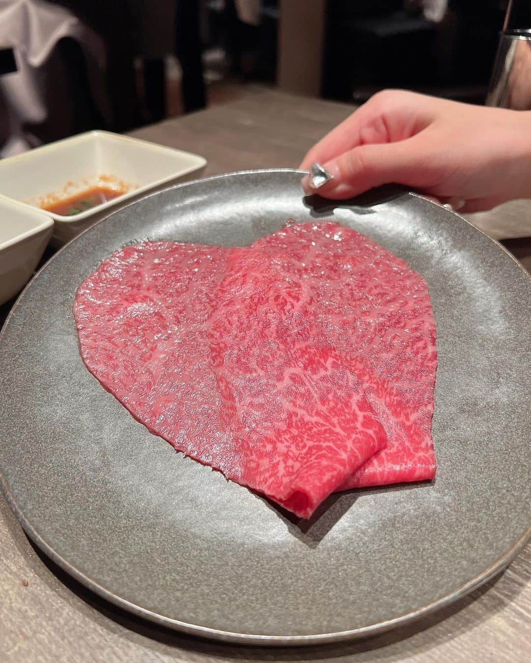 大石楓夏さんのインスタグラム写真 - (大石楓夏Instagram)「大好きな焼肉屋さん行ってきた♡  全てフルアテンドの焼肉うしごろさんが先月池袋にもオープンして行ってきた👶🏻  店舗限定コースがあってどの店舗もとっても魅力的なのっ！ 美味しすぎてお腹いっぱいになれた幸せ🫶🏻 @ushigoro_yakiniku   #焼肉うしごろ #うしごろ  #PR」9月25日 19時21分 - ofu_changram