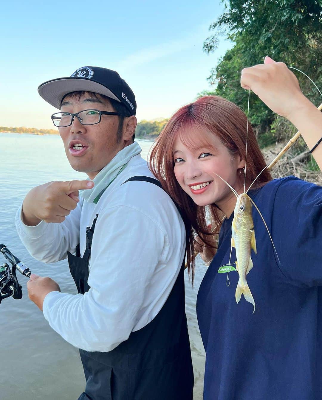 鈴木拓さんのインスタグラム写真 - (鈴木拓Instagram)「釣りわっしょい始まるよー！  ブラジル編  凄いとこだから！  川にイルカも居るんだよー！  幻の魚も釣れてるよー！  日本じまず見かけない魚！  見てねー！  あっ！  マルちゃんめちゃくちゃかわいいよー」9月25日 19時32分 - suzukitaku.drunkdoragon