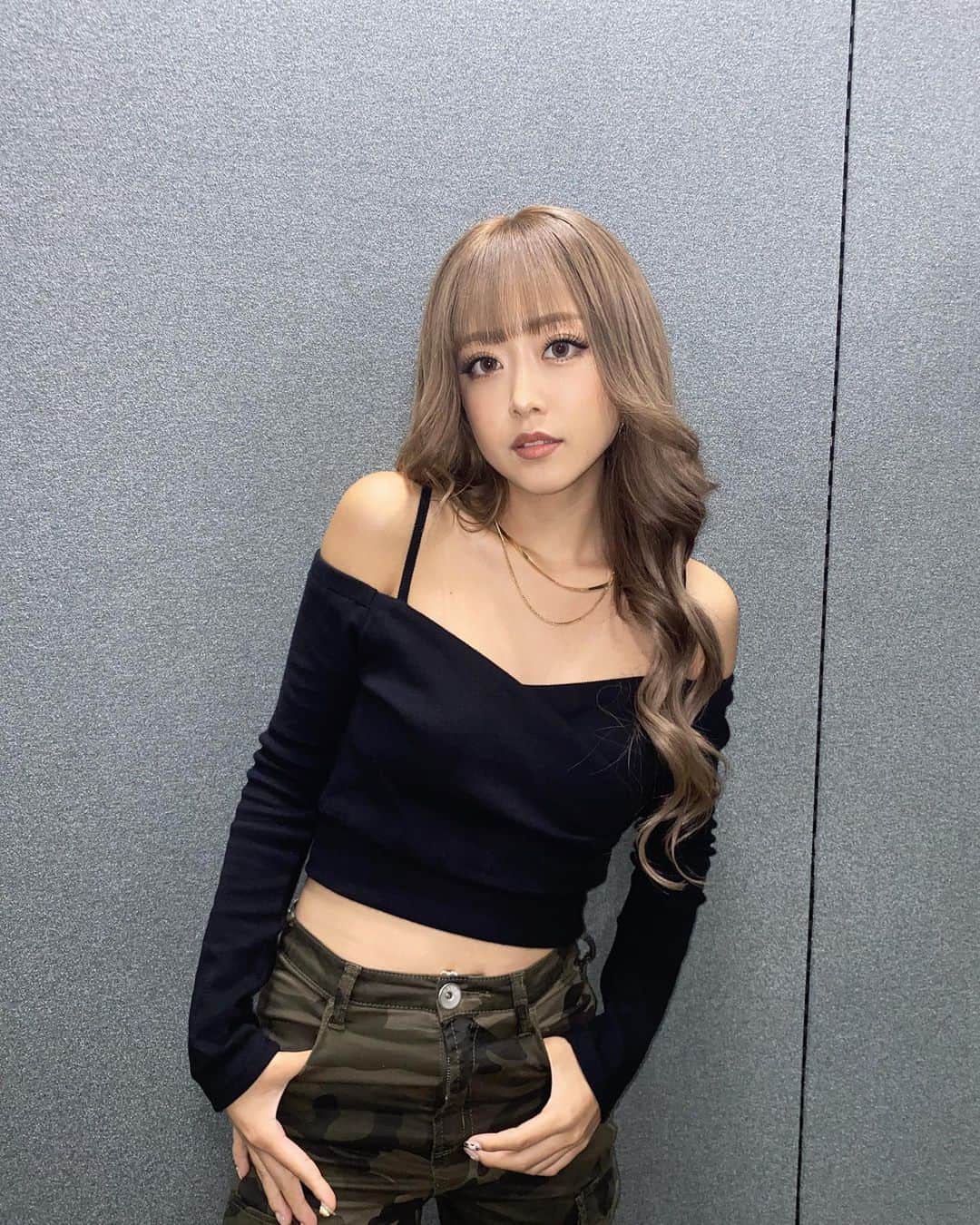(00)