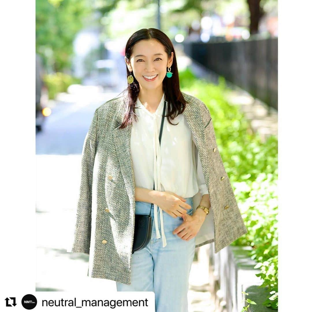 石橋奈美さんのインスタグラム写真 - (石橋奈美Instagram)「作品撮り  この日はまだ夏空だったので、皆で汗だくになりながら撮影。ありがとうございました！！！  カメラマン：松田ヨシオさん @matsuda440  ヘアメイク：大野恵子さん @keiko_oochan  　  #Repost @neutral_management with @use.repost ・・・ 石橋奈美　撮影：松田ヨシオ . https://neutral-tokyo.com/models/ishibashi . #石橋奈美 #nmtinc #モデル #WOMENSFASHION #COORDINATE #ファッション  #コーディネイト  #レディースファッション」9月25日 19時46分 - ishibashi.nami