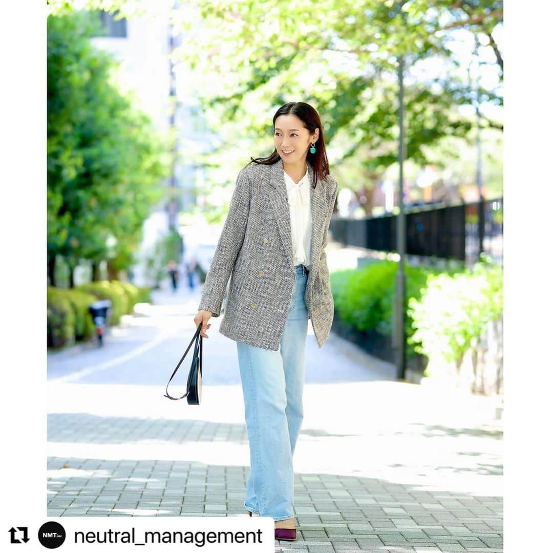 石橋奈美さんのインスタグラム写真 - (石橋奈美Instagram)「作品撮り  この日はまだ夏空だったので、皆で汗だくになりながら撮影。ありがとうございました！！！  カメラマン：松田ヨシオさん @matsuda440  ヘアメイク：大野恵子さん @keiko_oochan  　  #Repost @neutral_management with @use.repost ・・・ 石橋奈美　撮影：松田ヨシオ . https://neutral-tokyo.com/models/ishibashi . #石橋奈美 #nmtinc #モデル #WOMENSFASHION #COORDINATE #ファッション  #コーディネイト  #レディースファッション」9月25日 19時46分 - ishibashi.nami