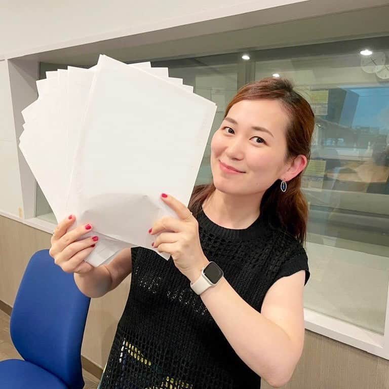 ティーナ・カリーナのインスタグラム：「WAVE4yamagata music 月曜日！  ナツノミルクコンサートの嬉しい感想メッセージ沢山送っていただきありがとうございました😭✨✨  来週もお楽しみに〜✨  #w4y #エフエム山形#ナツノミルクコンサート#山形ラジオ」