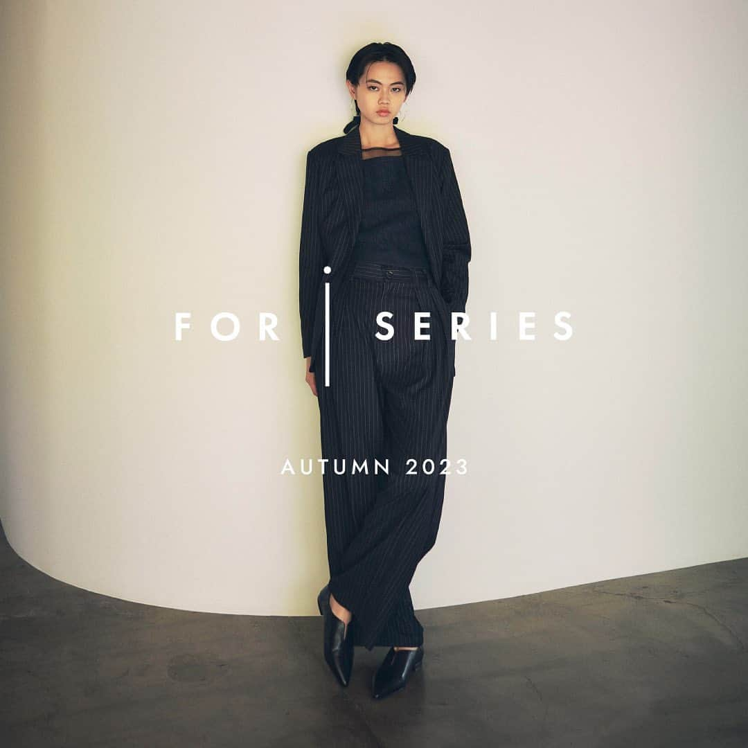 レプシィムさんのインスタグラム写真 - (レプシィムInstagram)「. FOR I SERIES ( @for_i_series ) AUTUMN 2023   秋の新作がFOR I SERIES取扱店舗と.stに入荷致しました。   .stでは2023 AUTUMN COLLECTIONのLOOKをご覧いただけるWEBカタログを公開中。  .st / ZOZOTOWN / LEPSIM 一部店舗で展開中です。  アイテムはタグ🏷️or プロフィールのURLから ご覧いただけます ▶︎ @lepsim_official   #LEPSIM #レプシィム #コーデ #ママコーデ #今日のコーデ #大人コーデ #シンプルコーデ #大人カジュアル #ママファッション#秋コーデ #秋服 #秋服コーデ #きれいめカジュアル #カジュアルコーデ #カジュアル #シンプルコーデ #シンプル #おでかけコーデ #foriseries #フォーアイシリーズ #ニットコーデ #ニット #シャツコーデ #ジャケット #ジャケットコーデ #ストライプ #セットアップ #ビスチェ #タートルネック #ストライプシャツ」9月25日 19時59分 - lepsim_official