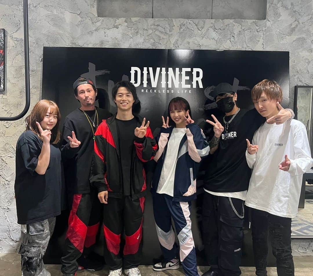 菅原美優さんのインスタグラム写真 - (菅原美優Instagram)「昨日はDIVINER大阪本店でイベントでした！🥹 皆さんありがとうございました！！✨  たくさんパワーもらいました！✨また次の試合に向けて頑張ります！🦾  これからもDIVINERたくさん着てくださいね！❤️‍🔥 これからもよろしくお願い致します！！  #DIVINER #アパレル」9月25日 20時25分 - miyuu11224028