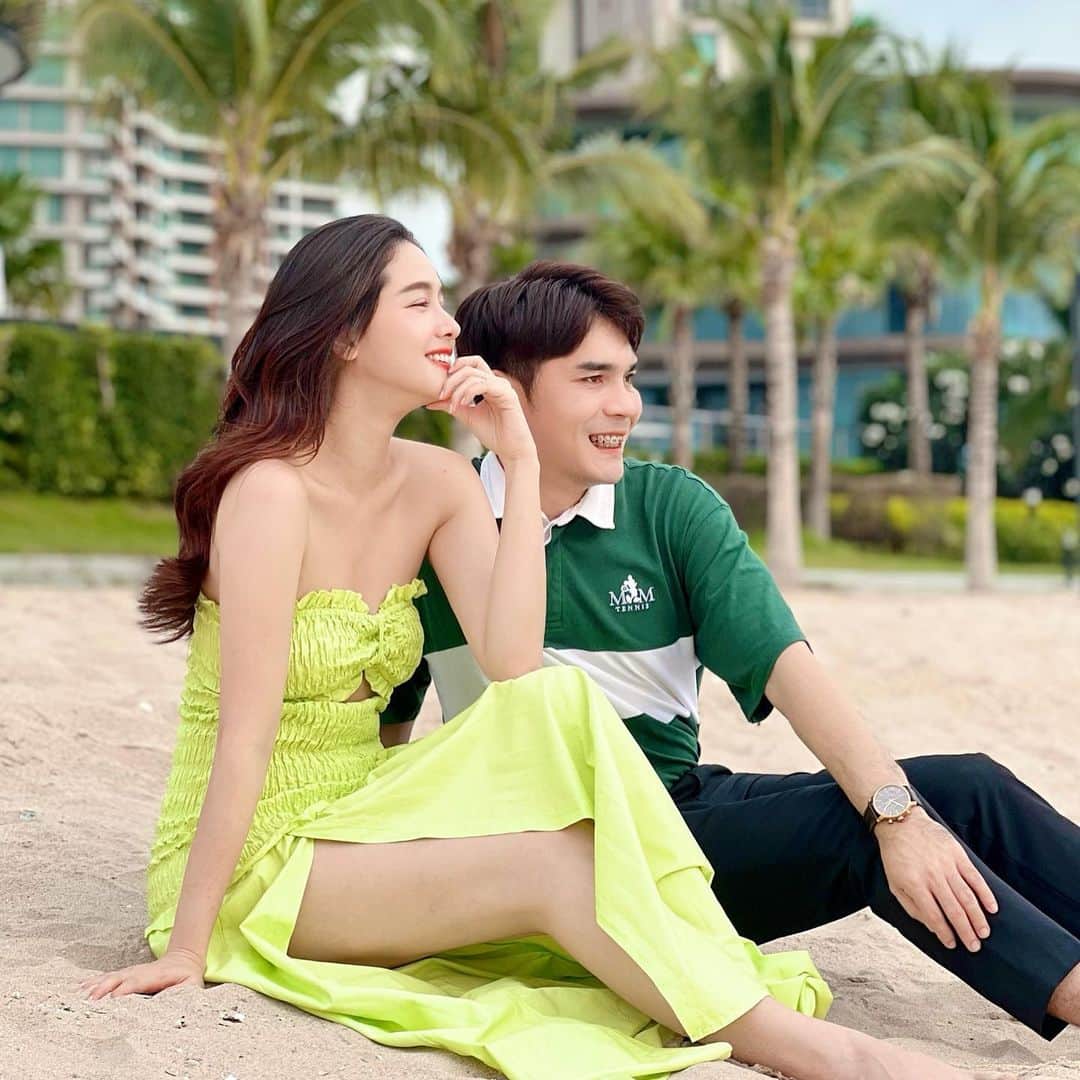 のインスタグラム：「🙂💚🙃」