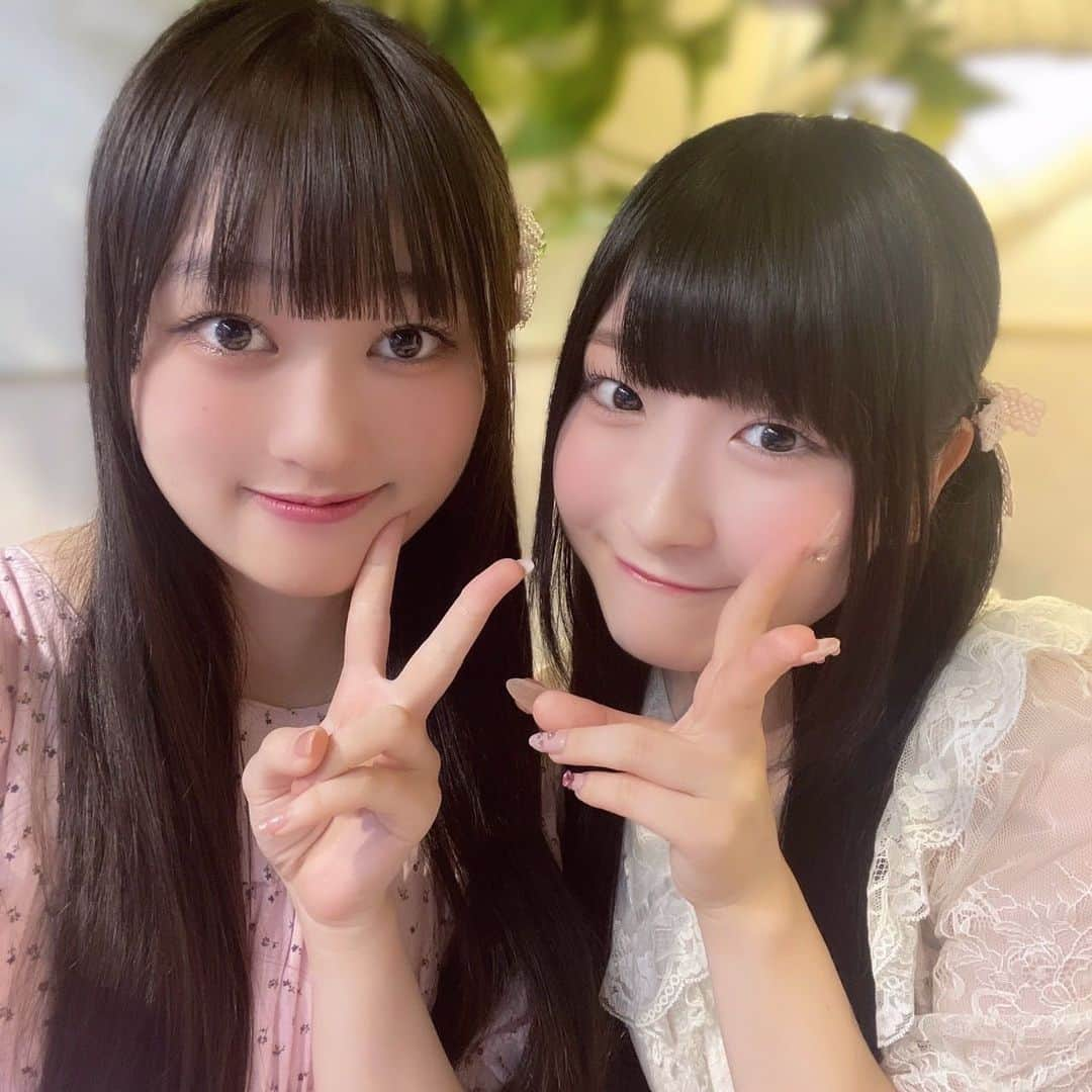 櫻井ももさんのインスタグラム写真 - (櫻井ももInstagram)「‪❤︎︎  橘花怜ちゃん🩷 @tachibana_karen_official  とおでかけしてきたよ〜(੭ु ›ω‹ )੭ु🎀  アットジャムでご挨拶させていただいてから タイミングがあって会えたんだ〜💗💗💗  だいすきなアフタヌーンティー🫖🎀゛  ももきゅんは かれんくんのステージでの姿が本当に大好きで…🥺 完全に心を奪われていたんですっ🙈💖💖  だから最初会ったときはすっごく緊張していたけど いっぱいおしゃべりして、 もっともっもっとかれんくんのこと だいすきゅん♡になっちゃいました🫶🏻🩷🩷  もっと色んなところ、案内させてほしいし…🤍 お仕事でもまたごいっしょできるように 頑張りますっっ💪🏻💗💗  しあわせな一日だった〜( *´ `)💖   #いぎなり東北産 さん🫶🏻 #かれんくん  #ノイミー #きゅんかわ」9月25日 20時36分 - sakurai_momo_