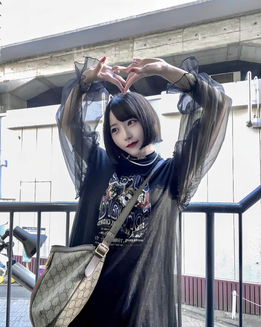のインスタグラム：「. 涼しくなってきて嬉しいねえ🌕🍂」