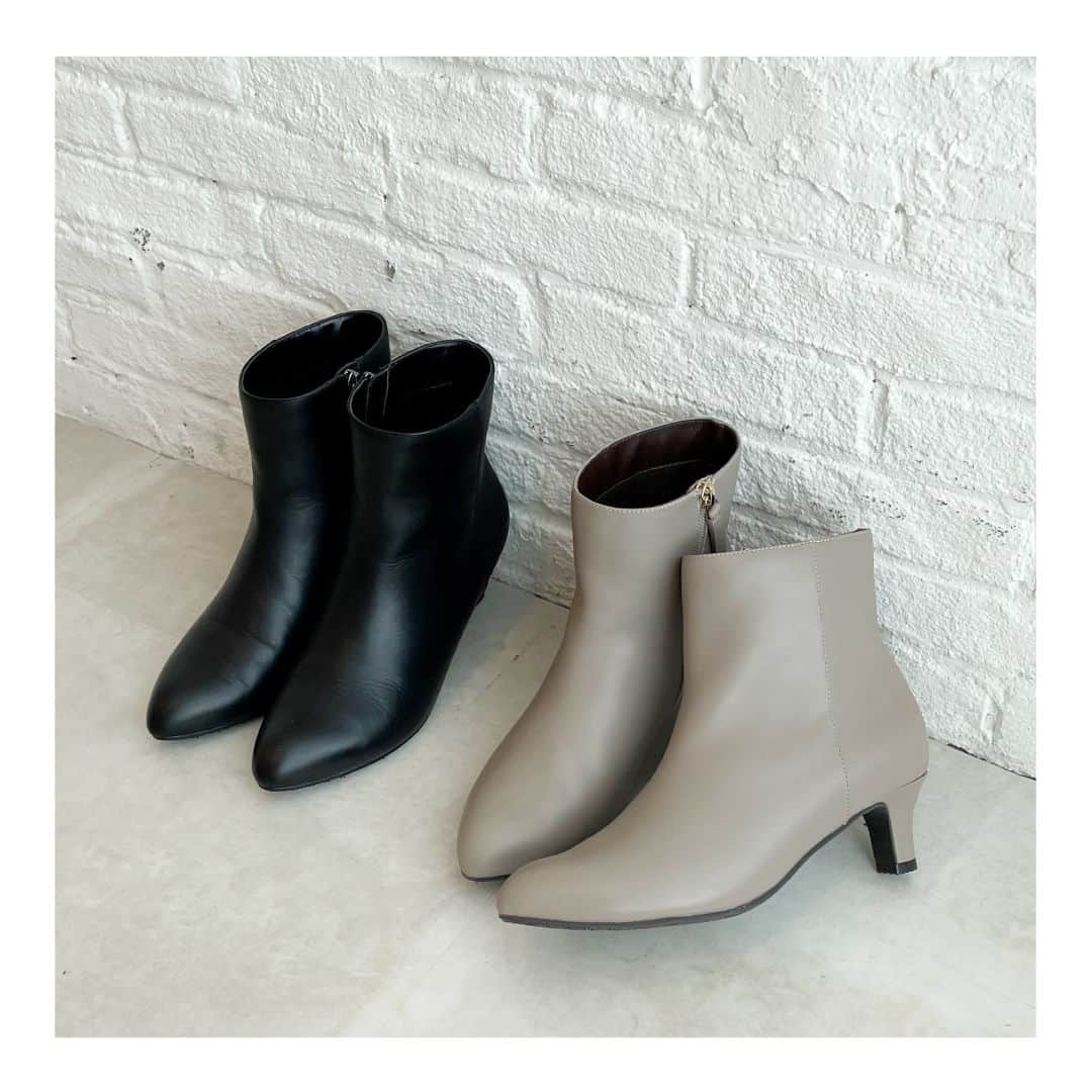 のインスタグラム：「｜ AUTUMN GOODS ｜  秋コーデに取り入れやすい靴やBAGなどの小物。 ⁡機能的で使いやい、旬なアイテムをご紹介します。  ◆ITEM.01 『やみつきショートブーツ』 NO.101-07301｜¥20,900(taxin)  リフレクト定番のやみつきシリーズから 秋冬のショートブーツが登場しました！ 低めのヒールで歩きやすさは残しながら すっきりとしたヒールラインにすることで、 女性らしさのある雰囲気に仕上げています。  ▼プロフィール@reflect_kobe_officialより、 公式サイトページにリンク頂けます。  #reflect #リフレクト」