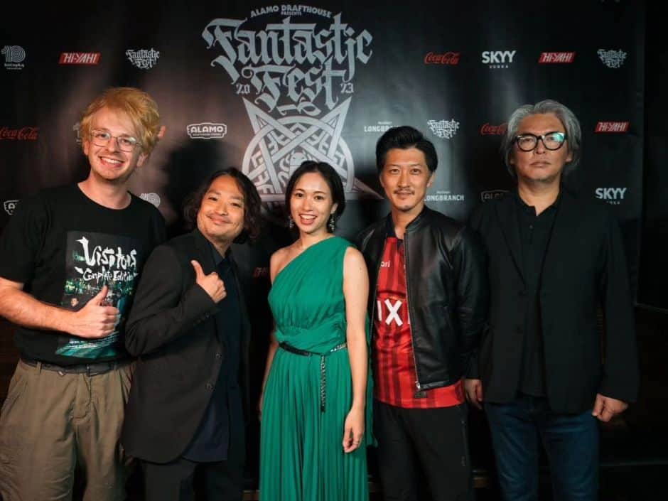宇賀那健一のインスタグラム：「『悪魔がはらわたでいけにえで私』Fantastic Festでのワールドプレミア終了！！！チケット即完売！！Q&Aは終了時間になっても質問が終わらないくらい盛り上がり、評判もかなり良いようで最高の滑り出しとなりました！！さぁ、ここからスタートです！！  The World Premiere of "Visitors-Complete Edition" at Fantastic Fest is over! Tickets sold out immediately! The Q&A session was so exciting that the questions didn't end even at the end of the session, and the reception seemed to be very good, making it a great start! Now, let's start from here!  #fantasticfest  #fantasticfest2023  #あくわた #悪魔がはらわたでいけにえで私 #visitorscompleteedition #詩歩 #野村啓介 #平井早紀 #板橋春樹 #遠藤隆太 #三浦健人 #lloydkaufman #tromaentertainment #宇賀那健一 #kenichiugana #film #映画 #cinema  #movie」