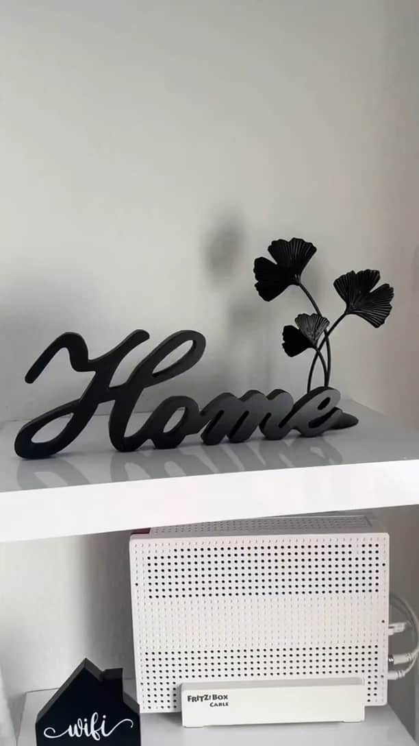 SHEINのインスタグラム：「Make your living space luxe with aesthetic decor from SHEIN HOME 🏡✨ @_charleen0  🔎20580591 10996018  #SHEIN #SHEINforAll #SHEINstyle #fashion #chic #saveinstyle」