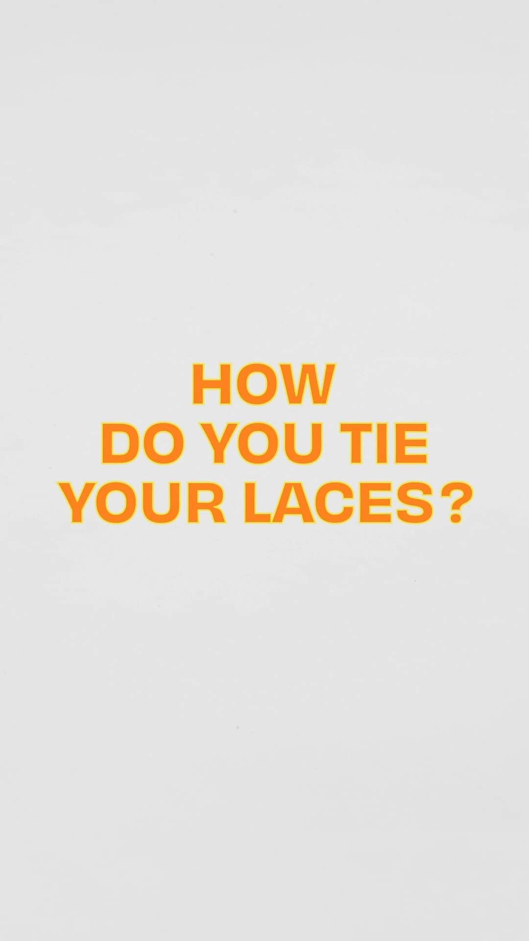 エルメスのインスタグラム：「And you, what’s your style? Three ways to tie, however you wear your shoes.   Video by @chachaloo   #LacedUp #BouncingSneaker #GripAnkleBoot #GetSneaker #Hermes」