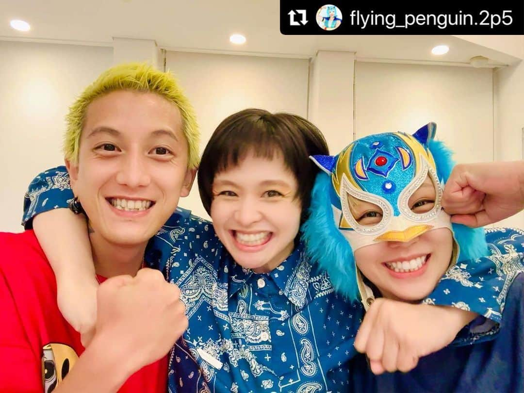 misoNosukeさんのインスタグラム写真 - (misoNosukeInstagram)「. . 3人の歌声＆人柄が大好きです♡  ↓  #Repost @flying_penguin.2p5 with @use.repost  お世話になっているかたの滋賀の別荘に♪ misonoさんとNosukeさんと ちょこっとコラボでライブもさせて頂きました(◍•ᴗ•◍)  プロの方に失礼ですが… お二人ともめちゃくちゃポテンシャル高くて みんな本当にびっくりしていました！  機材の調整をしていると 食べ物いっぱい持ってきて下さって『食べやー♪』 といつもの気遣いも満載にして下さいました！  夏の素敵な思い出いっぱいできました♪ ２枚目は素人さん！？！？ 女優さんかと思うでしょ(´｡✪ω✪｡｀)  なんかすっごい幸せな時間！ ご褒美を先に貰ったから頑張らなきゃ！！！！ よしー！！強くなるぞ！！！  @nosukedrummer @ryoeiofficial @tozy_bonsai   #misono さん #Nosuke さん #フライング・ペンギン」9月25日 21時41分 - misono_koda_official