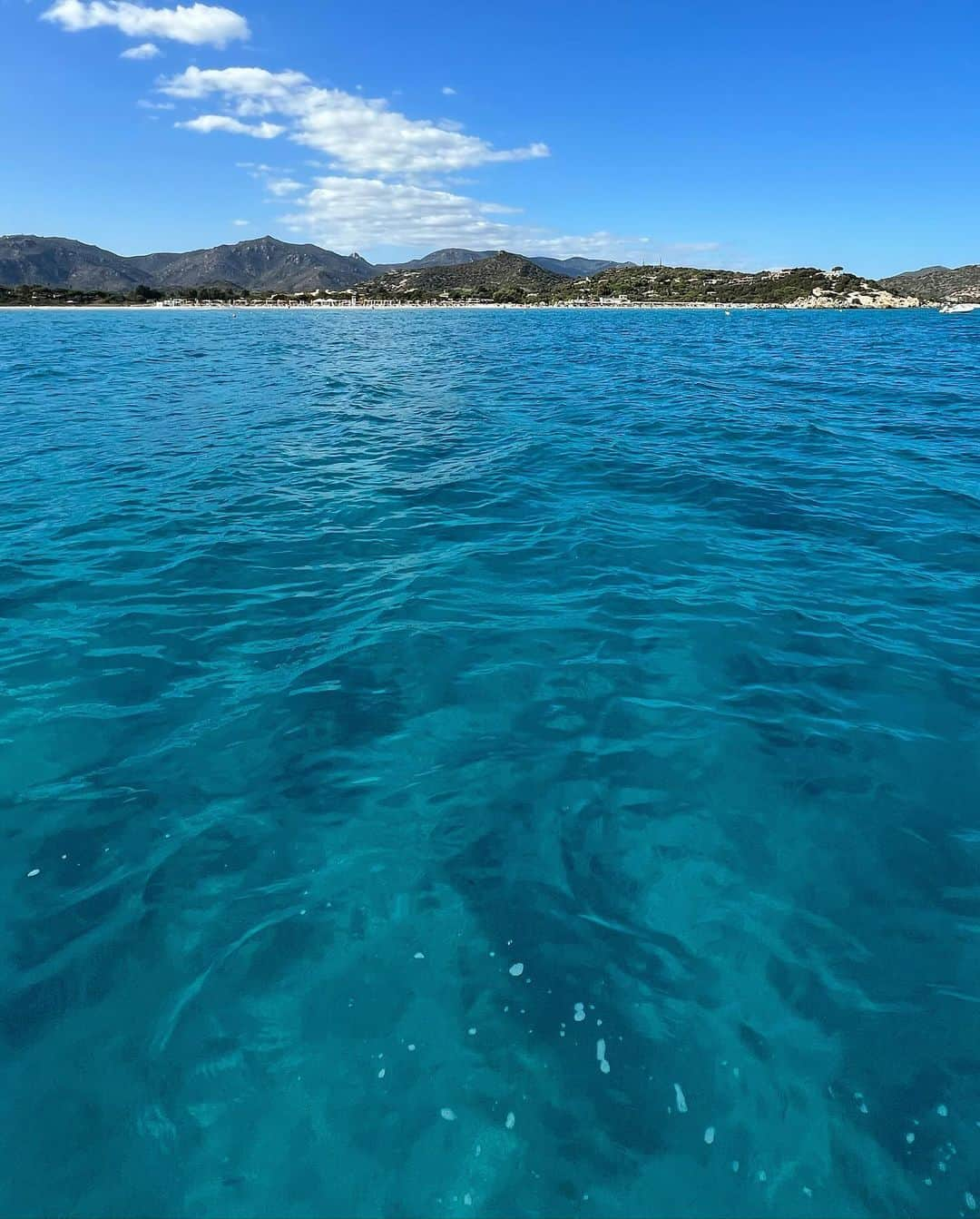 アレシア・パヴェーゼさんのインスタグラム写真 - (アレシア・パヴェーゼInstagram)「Sardinia’s vibes 🩵🌊🏖️ e si chiudono ufficialmente le vacanze 🥲  #sardegna #sardinia #holiday」9月25日 21時44分 - alessiapavese