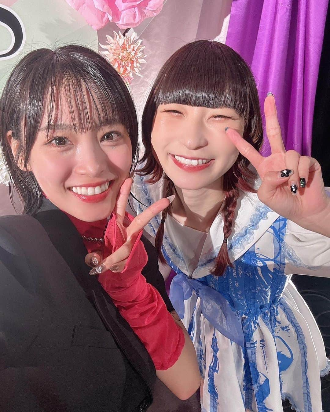 OCHA NORMAさんのインスタグラム写真 - (OCHA NORMAInstagram)「🤐⚡🍵  だぁ！石栗奏美です🧸🥊  ライブナタリー 『OCHA NORMA × FRUITS ZIPPER』 『OCHA NORMA × でんぱ組.inc』 ありがとうございました‪🫶🏻️  ❤️‍🔥#月足天音 さん 💎#真中まな さん 💚#櫻井優衣 さん 💙#藤咲彩音 さん #ピンキー！ さん 💛#鹿目凛 さん #ぺろりん さん ️🩵#空野青空 さん #あおにゃん さん  とお写真撮らせて頂きました〜🙏🏻✨  あっという間な素敵な時間で 石栗とっても幸せです❤︎  10月7日からの ライブハウスツアーも頑張ります！！！   ＼みんな来てくれる〜？？／  #でんぱ組.incさん #FRUITS ZIPPER さん #OCHANORMA #オチャノーマ #ocha_norm #helloproject #ハロプロ  #石栗奏美  #今日のみんちゃん」9月25日 21時49分 - ocha_norma_official