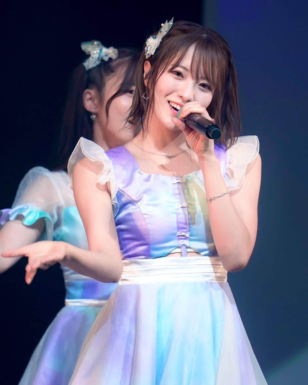 小嶋花梨のインスタグラム：「#NMB48LIVETOUR2023  #NMB4813thAnniversaryLIVE  ⁡ ⁡ メンバーの皆と、ファンの皆さんの声援に背中を押された期間でした😌🫧 ⁡ ⁡ ありがとうございました。 ⁡ 【大阪から世界へ】  NMB48 14年目もよろしくお願いします❤️‍🔥 ⁡ ⁡」