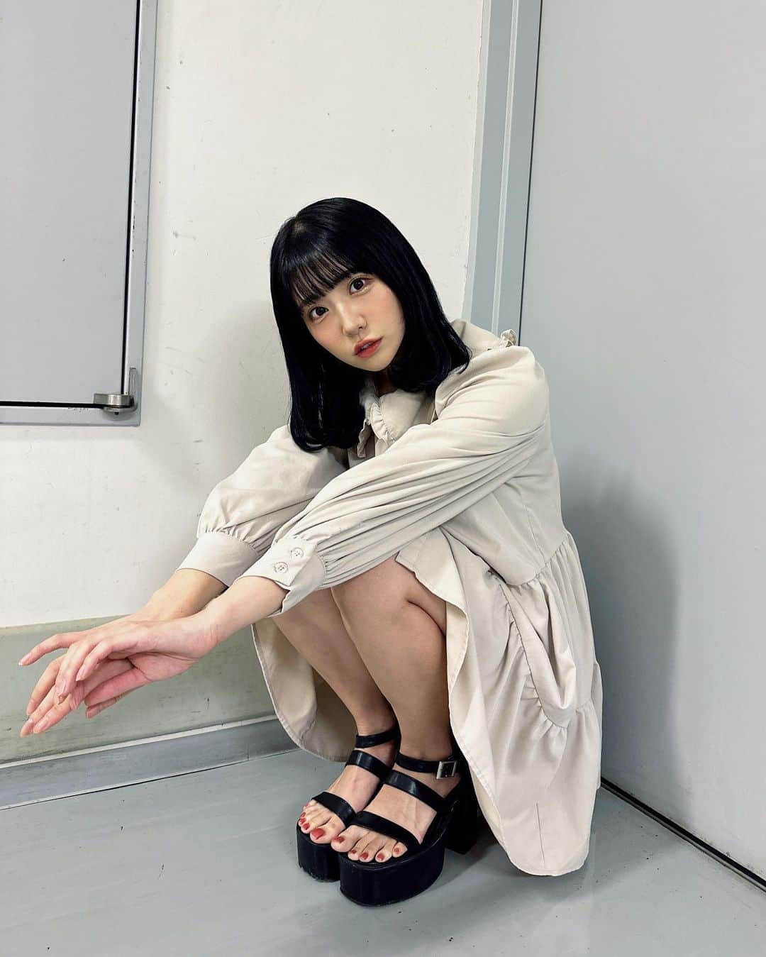 藤田みゆのインスタグラム：「. 髪短くみえる❕」