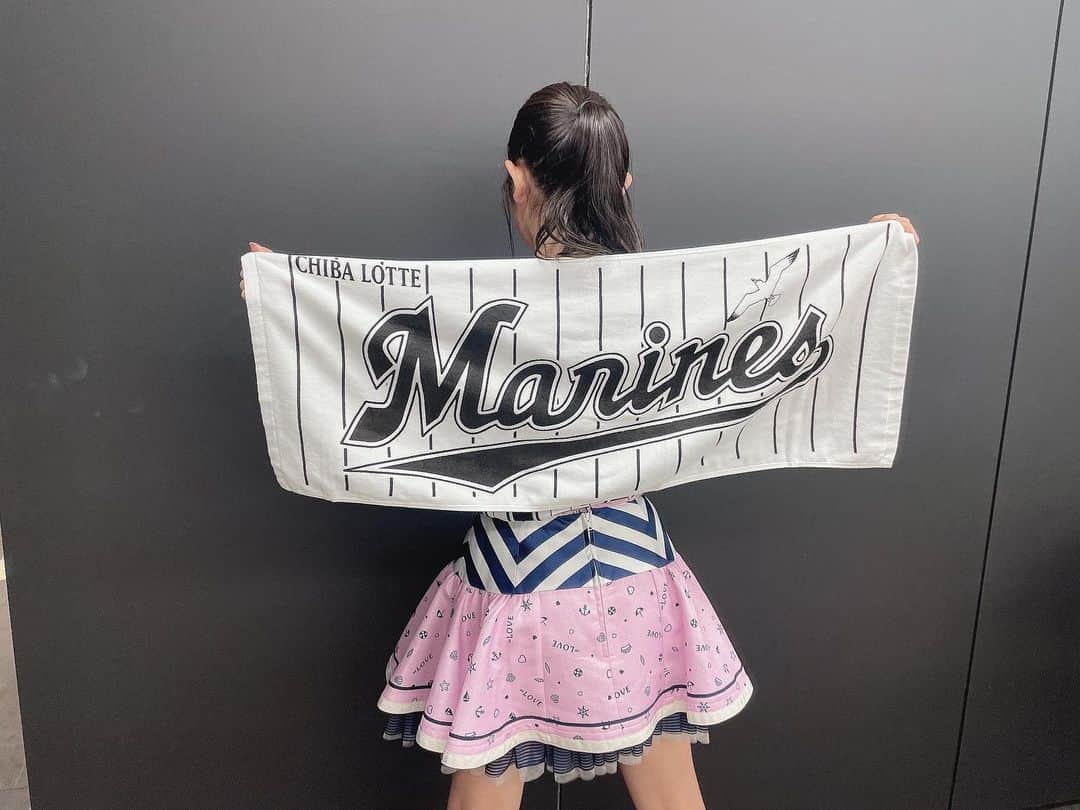 山本杏奈さんのインスタグラム写真 - (山本杏奈Instagram)「🏟️⚾️🤍  「千葉ロッテマリーンズ 福岡ソフトバンク戦」 ありがとうございました！！！  はじめてZOZOマリンスタジアムに行けて うれしかった🏟️💖  野球観戦はやっぱりたのしいね✨」9月25日 22時41分 - yamamoto_anna_