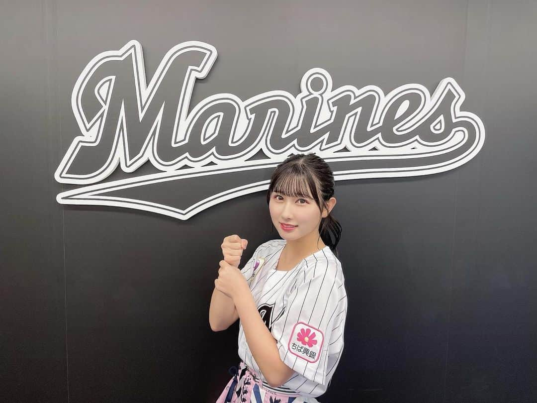 山本杏奈さんのインスタグラム写真 - (山本杏奈Instagram)「🏟️⚾️🤍  「千葉ロッテマリーンズ 福岡ソフトバンク戦」 ありがとうございました！！！  はじめてZOZOマリンスタジアムに行けて うれしかった🏟️💖  野球観戦はやっぱりたのしいね✨」9月25日 22時41分 - yamamoto_anna_