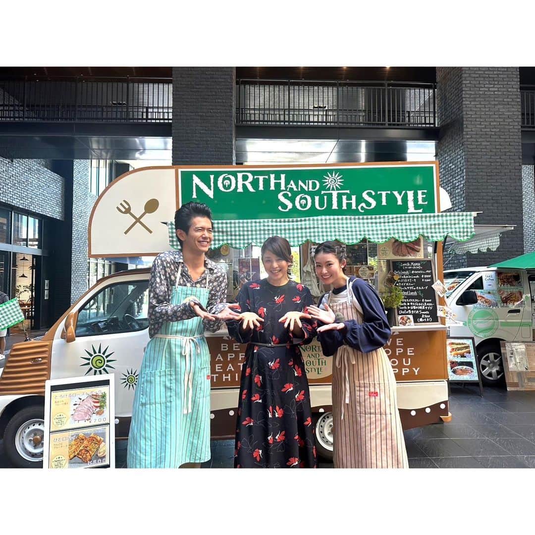 井本彩花さんのインスタグラム写真 - (井本彩花Instagram)「. ｢転職の魔王様｣ 最後までご覧頂きありがとうございました🍀  ‘’ラブラブ夫婦”いかがでしたか☺️  ミナミは、毎回ヘアスタイルやお衣装が変わるので、 いつも撮影が楽しみでした✨ 本当にあっという間でした！！  ほっくんとはラブラブで、時には喧嘩したり… 1日1日を楽しく過ごしているんだなぁと思います。  私もミナミのように 皆さんに笑顔を届けられるような存在で、 夢に向かって頑張らなきゃ。  最後に、 ｢転職の魔王様｣のキャスト、スタッフの皆様 そして、観てくださった皆様 本当にありがとうございました😌✨  #転職の魔王様」9月25日 23時12分 - imoto_ayaka_official