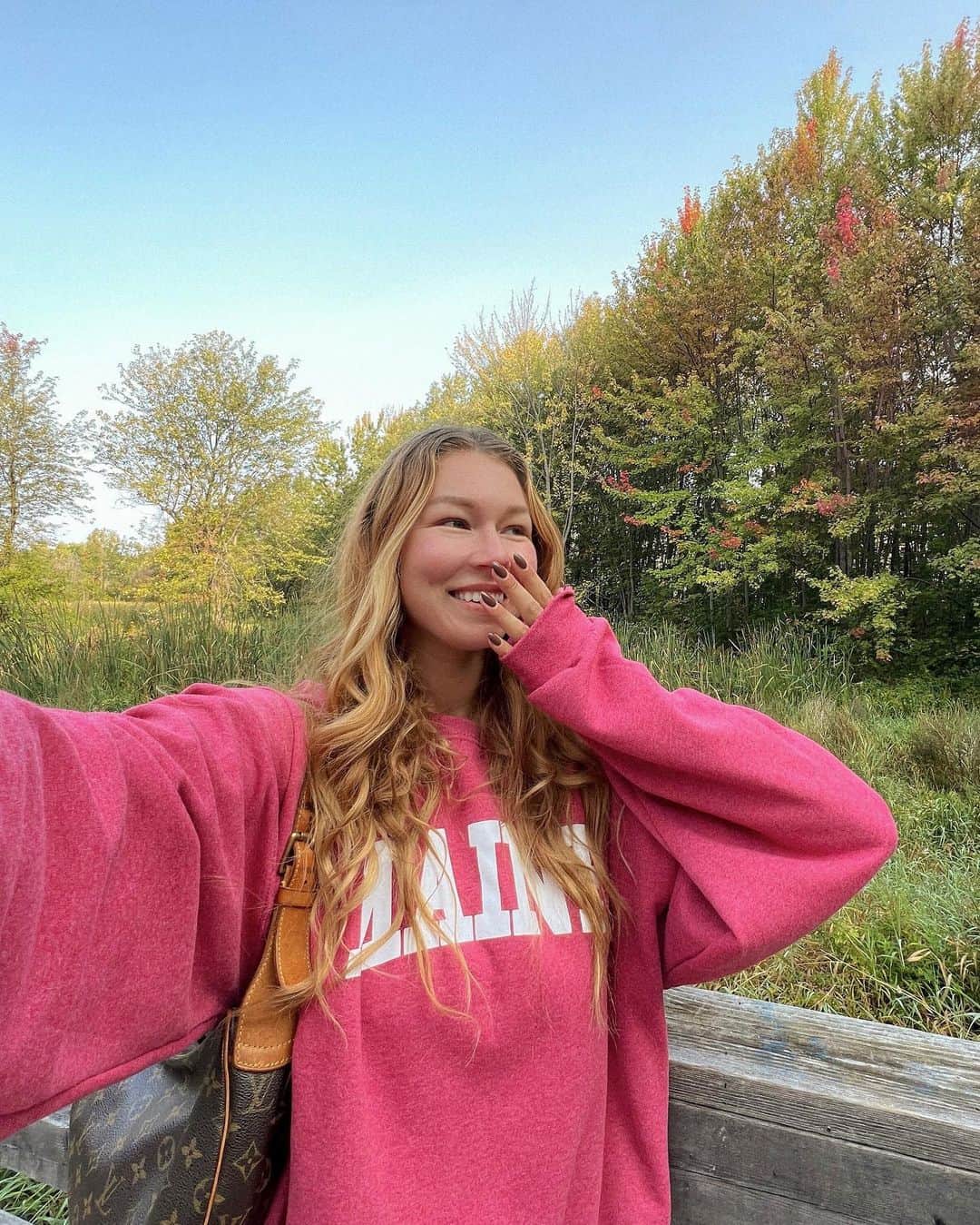 Alex Centomoのインスタグラム：「I call this: a weekend of early fall days 🍂🎃☕️」