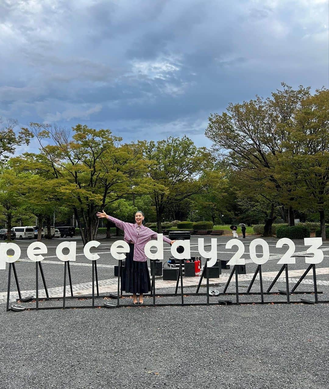長谷川ジェニファーミラさんのインスタグラム写真 - (長谷川ジェニファーミラInstagram)「HAPPY PEACE DAY💛🕊️ 9/21はピースデー“平和の日”  平和の祝祭「PEACE DAY2023＠代々木公園」のMCを今年も田中大貴さんと務めました🤝🏼  PEACE DAY 出演は4回目、MCは3回連続🥹✨ このような素晴らしいゲストやアーティストをお迎えするイベントに毎年携わることができて改めて感謝です。  また来年お会いしましょー！！！  Hair & Make @mirisawaki  Stylist @maki__yamashita  Outfit @ganni  @abiste_official @joomilim  #peaceday #peaceday2023」9月26日 0時21分 - jenmilaa