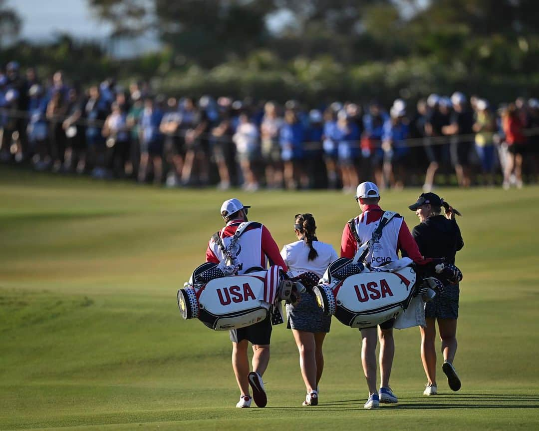 ジェニファー・クプチョのインスタグラム：「Always proud to represent the red, white, & blue and so honored to play alongside this incredible group on Team USA 🇺🇸 ❤️🤍💙 @thesolheimcup is the experience of a lifetime and I’m so grateful for the Solheim family and @pingtour for all that they do for women’s golf. Disappointed to be leaving Spain without the cup, but you better believe we’ll be after it again in 2024! 🏆🫡 #SolheimCup2023 @solheimcupusa」