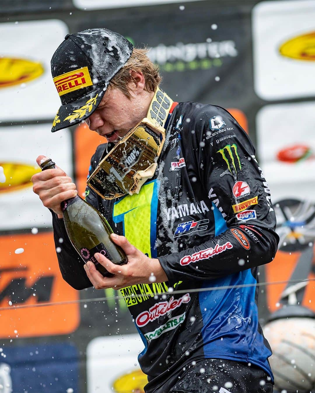 モンスターエナジーさんのインスタグラム写真 - (モンスターエナジーInstagram)「Your 2023 EMX125 champion has been CROWNED 👑 @Janis_Reisulis  Congratulations to Janis & @Team_Yamaha_Europe_MJC_ on taking home the incredible win at the #EMX125 Championship! 🎉  #MonsterEnergy #MXGP #MXGPGreatBritain #Motocross」9月26日 0時59分 - monsterenergy