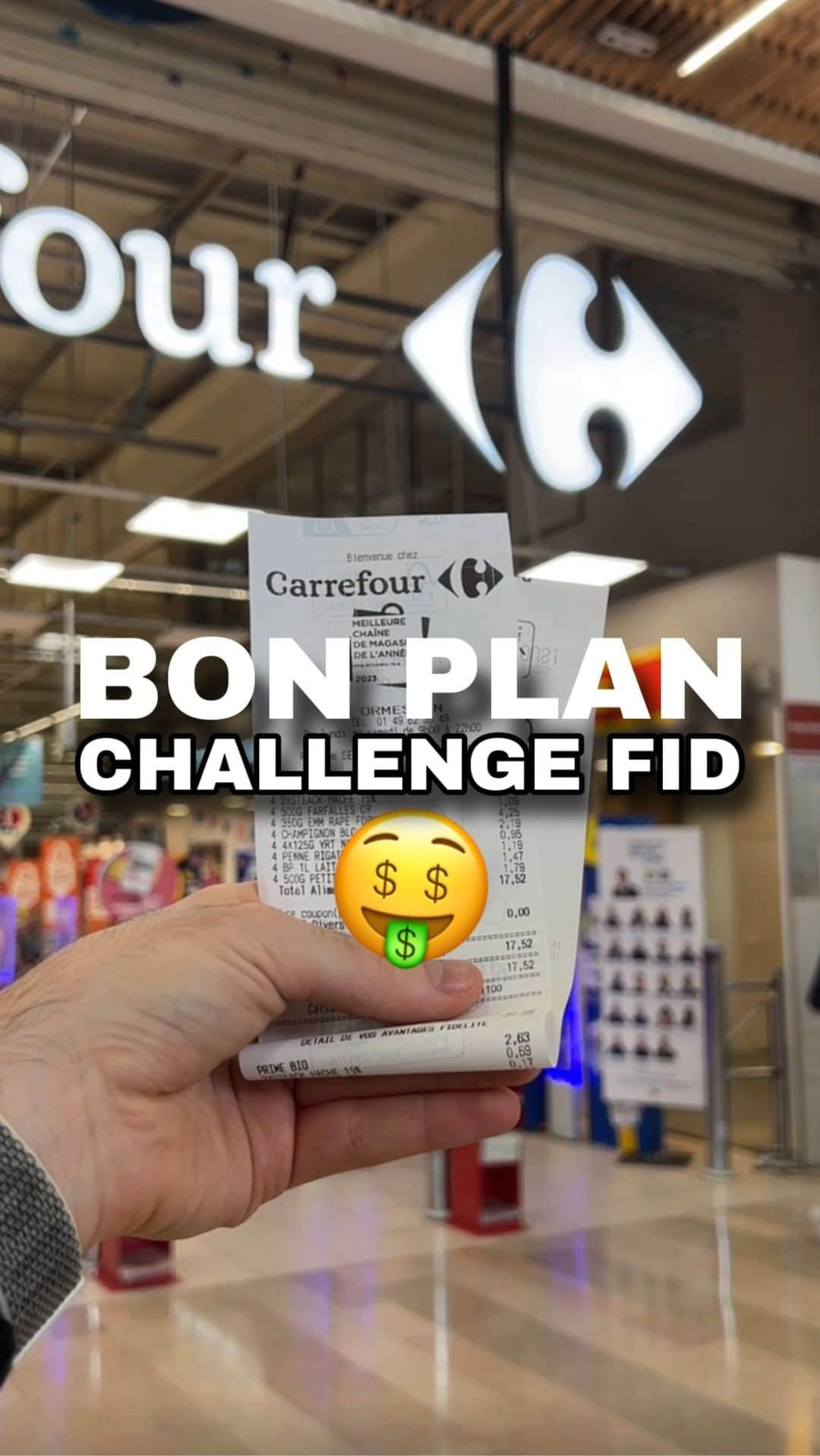 Carrefour Franceのインスタグラム：「Go télécharger l'application carrefour 📱 et sélectionner les challenges 🏆⚡  #carrefour #app #challenges」