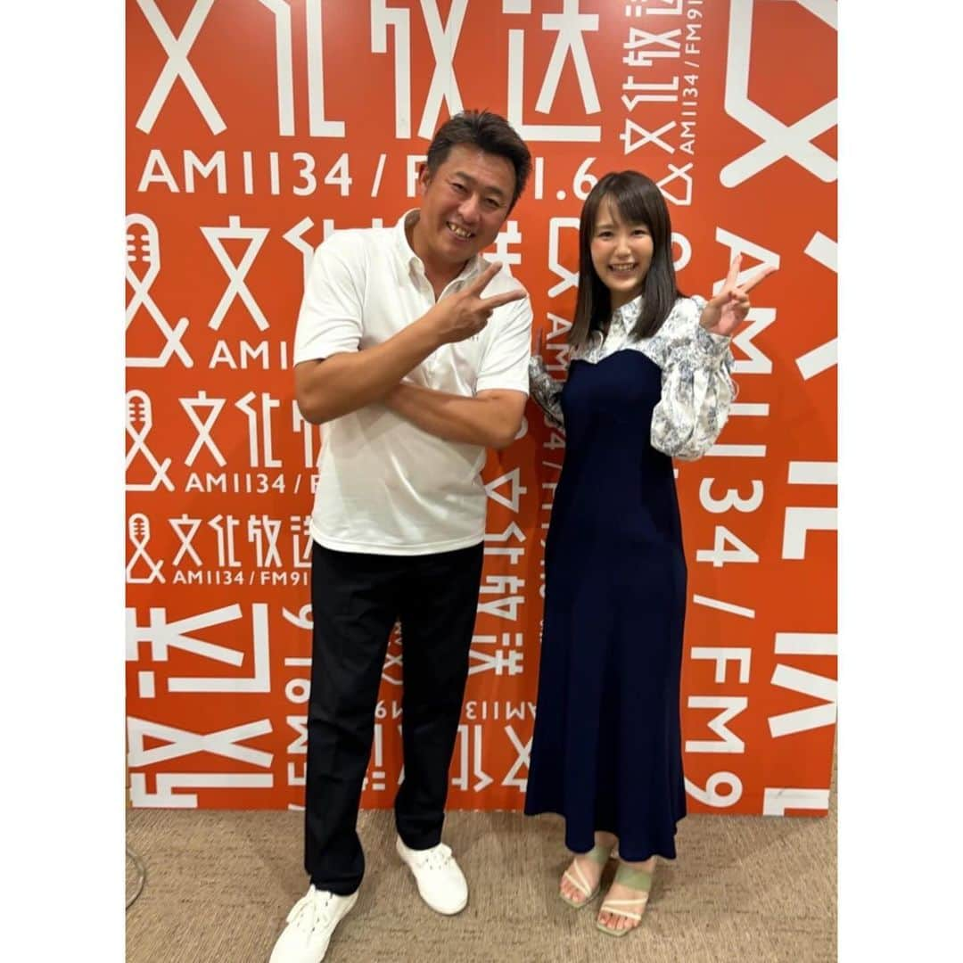 舘谷春香さんのインスタグラム写真 - (舘谷春香Instagram)「岩本勉のまいどスポーツ 最終登板でした！  野球が大好きで毎週野球の話を出来るなんて夢のような時間でした！楽しかったー！ スタッフさんも文化放送のアナウンサー時代からお世話になっている仲良しな方ばかりで本当に楽しかった！  みんなすぐ会えそうで思ったより全然寂しくなかったし、みなさんも寂しくなさそうでした笑 ウクレレめっちゃミスしたのだけ心残りです🙃  またみなさんとお仕事出来ますように！  文化放送退社以来、ずっと文化放送でレギュラーあったのですが、まいどスポーツが卒業になってついにゼロになりました🥹 ここまで育ててくれた文化放送に感謝を忘れずまた戻って来られるように頑張ります🥹  私は辞めてもまいどスポーツは続きますのでみなさまぜひ聴いてください🥹  たてや月曜暇になりましたので、みなさまお仕事ください🥹  #文化放送 #岩本勉のまいどスポーツ #まいどスポーツ #ラジオ #radio #radiko #スポーツ #スポーツ好き #スポーツ好きな人と繋がりたい #野球 #野球女子」9月26日 12時40分 - tty0250hrk