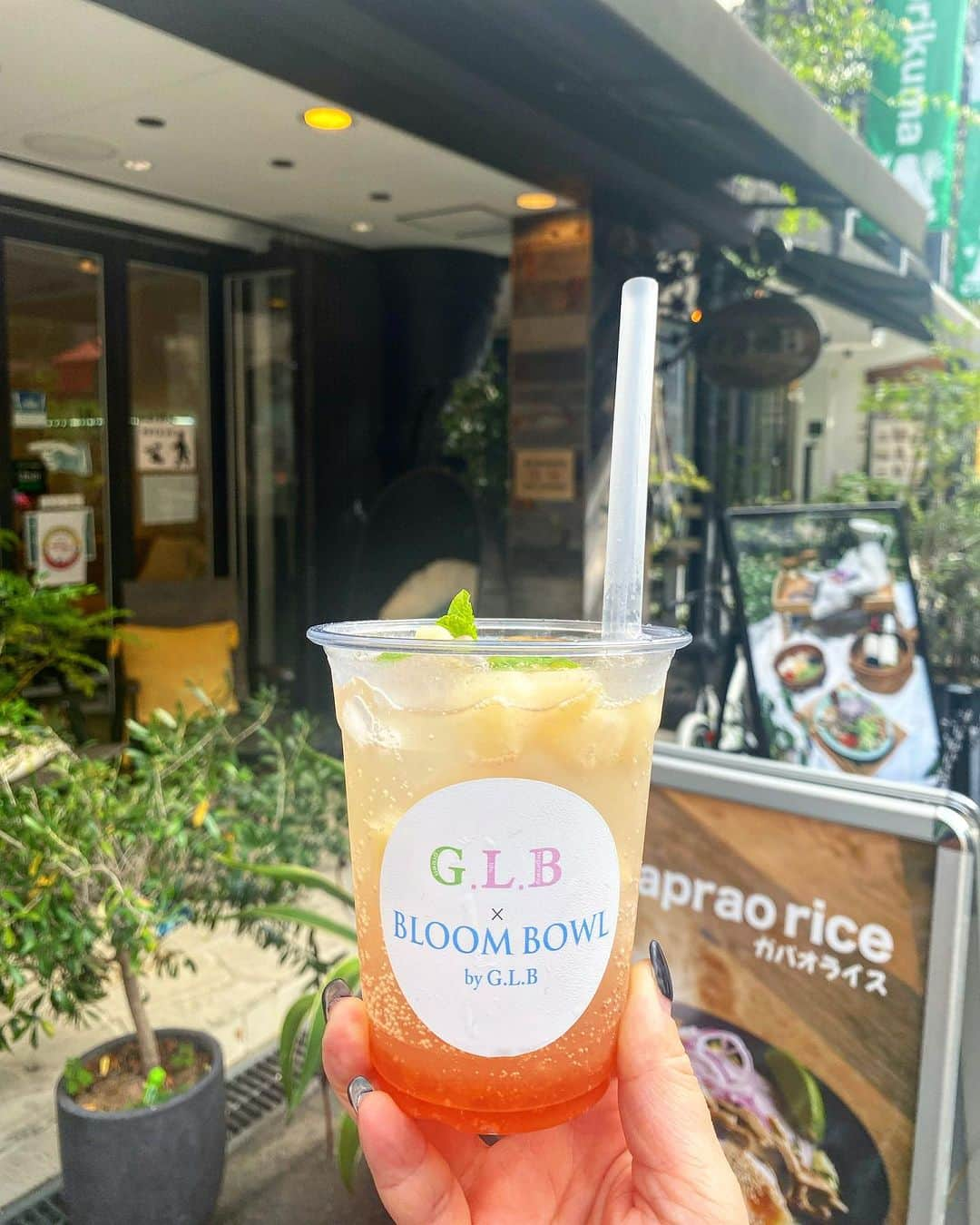 G.L.Bさんのインスタグラム写真 - (G.L.BInstagram)「. . peach soda🍑  １０月まで販売してます🩷🩷  #vegan #veganfood #veganlife #vegansweets #vegandesert  #vegancake #vegancafe #ビーガンドーナツ #vegandonut #vegandonuts  #ビーガン #ビーガンカフェ #ビーガンスイーツ #大阪カフェ #大阪ランチ #北堀江カフェ #北堀江ランチ  #ビーガンカフェ大阪 #ビーガンカフェ関西  #チョップドサラダ #大阪チョップドサラダ #チョップドサラダ専門店  #食べるダイエット」9月26日 11時08分 - g.l.b_choppedsalad