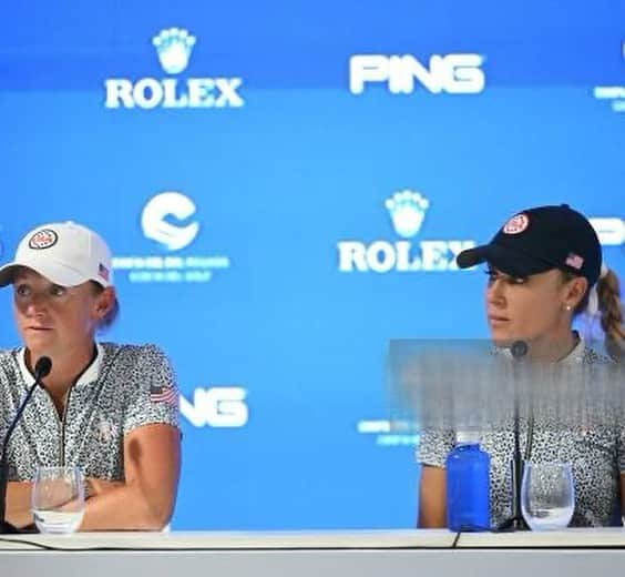 ナタリー・ガルビスさんのインスタグラム写真 - (ナタリー・ガルビスInstagram)「Stacy Lewis— I was so honored when you called me to be part of this incredible USA Solheim Cup Team over a year ago. You deserve all the praise as I look back at this special week. The way that you honored the History of the Solheim Cup and our past Captains is so special and honorable!!!!! The 88 for Kathy Withworth on our hats was mg favorite among many ways you honored the history of Aolheim Cups. The past Captains dinner in Spain on Thursday was my favorite night of the week!  You made the week FUN—-you spoiled us with incredible gifts every night in our USA themed rooms, left us quotes to inspire the players & captains every day, made the team room environment fun with ping pong, games and dance parties. You demanded that we play and handle ourselves in a way that we can inspire the next generation of girls with our best and be a role model for your daughter. I am so sad the week is over I wish we could live it all over again.  Thank you. 🇺🇸」9月26日 11時13分 - nataliegulbis