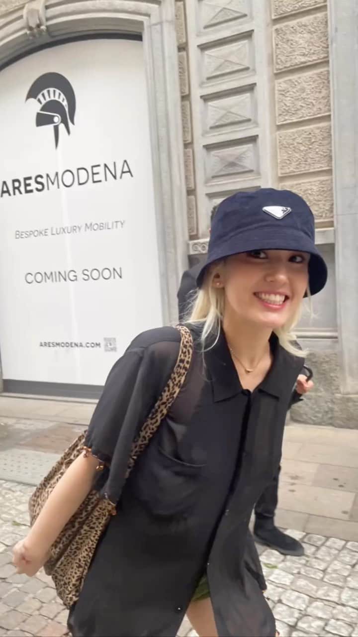 のインスタグラム：「Prrrrada」
