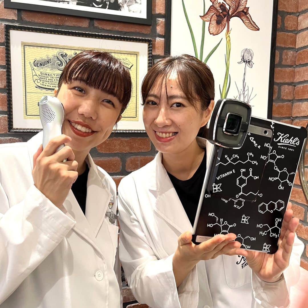 キールズ Kiehl's Japanさんのインスタグラム写真 - (キールズ Kiehl's JapanInstagram)「＼ 新フェイシャルサービス イベント予約受付中！／ 10/2(月)～10/6(金)に、 #キールズ ルクア店でお手入れ会を実施いたします✨ お客様一人一人の肌状態を肌測定機で数値化の上カウンセリングを行い、肌状態に合わせた、新フェイシャルタッチアップサービスを開催！ また、ご参加特典としてミニサイズ2点と、スパチュラを🎁 予約は、ルクア店店頭、お店のIGアカウントのDM（@osaka_lucua.kiehls）、お電話（06-6151-1401）で受け付け中👀 ※電話機変更の関係により、9/28(木)より番号が（06-6676-8863）に変更となります。  イベント期間：10/2(月)～10/6(金) 時間：12:00～16:00 所要時間：約1時間 予約締切：9/29(金) ※お直しはご自身で行っていただきますので、メイク用品をお持ちください。 @kiehlsjp #kiehls #スキンケア #キールズルクア #ルクア大阪」9月26日 12時00分 - kiehlsjp