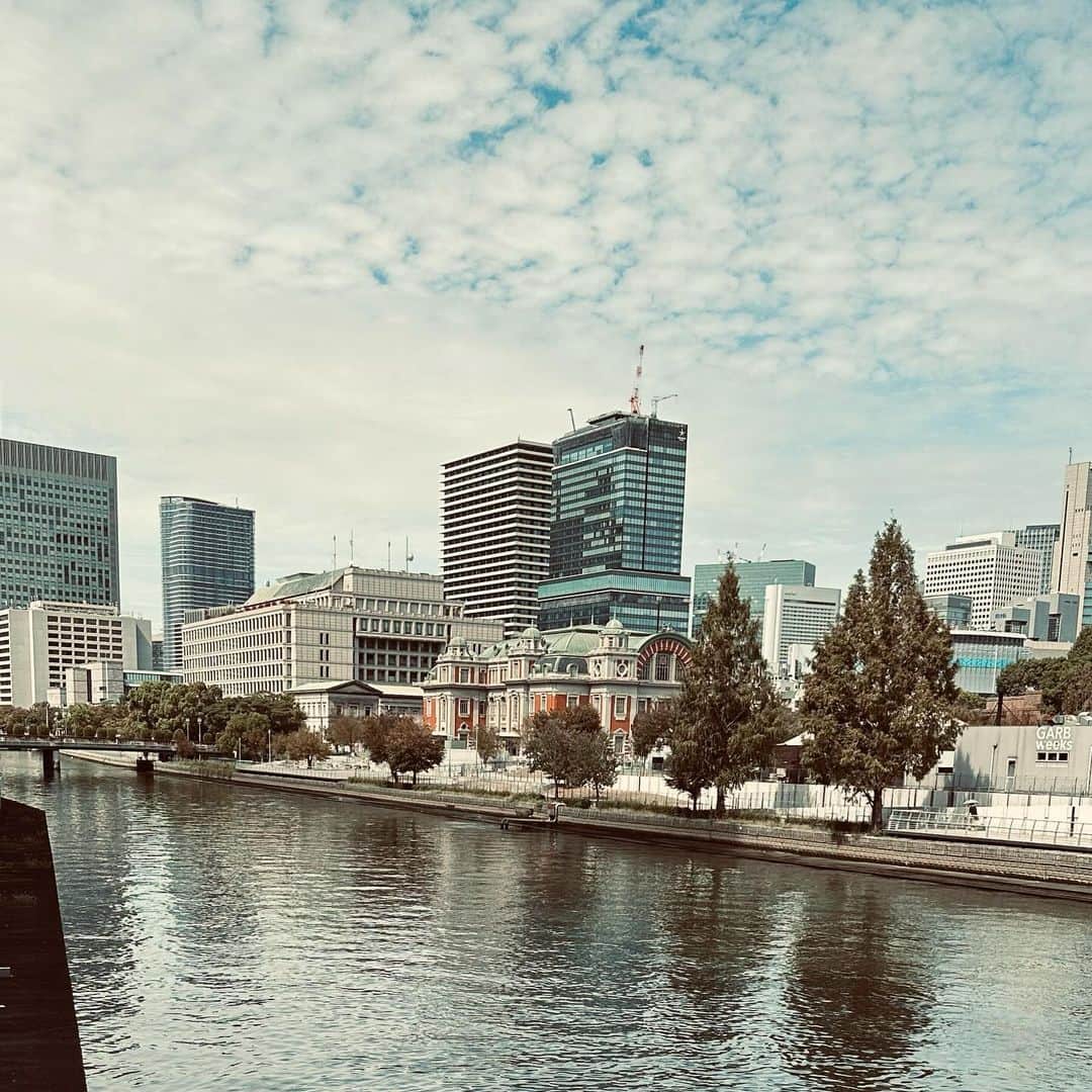 中野英雄のインスタグラム：「大阪walking 天気が良く気持ちいい  #walking #enjoywalking #instagood #instagram  #japan #osaka」